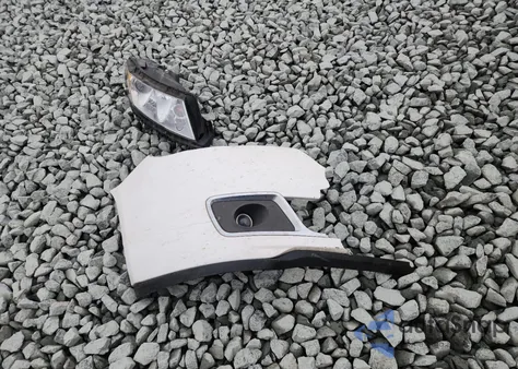 2011 Lincoln Mkz Hybrid z USA, uszkodzony, nr VIN 3LNDL2L3XBR762292